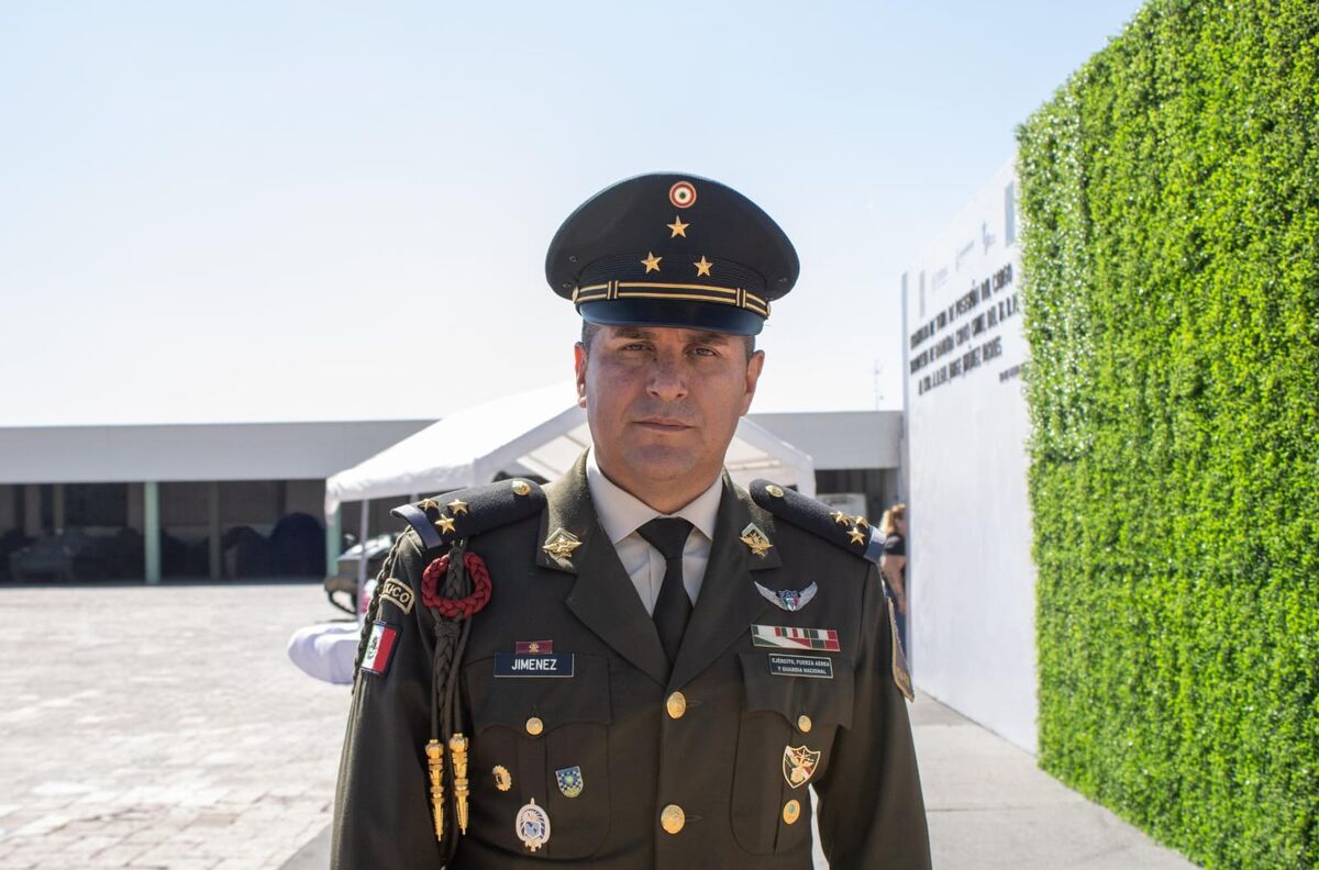 Rinde protesta el coronel Jorge Jiménez Flores como comandante del 7/o. Regimiento Mecanizado La Llave