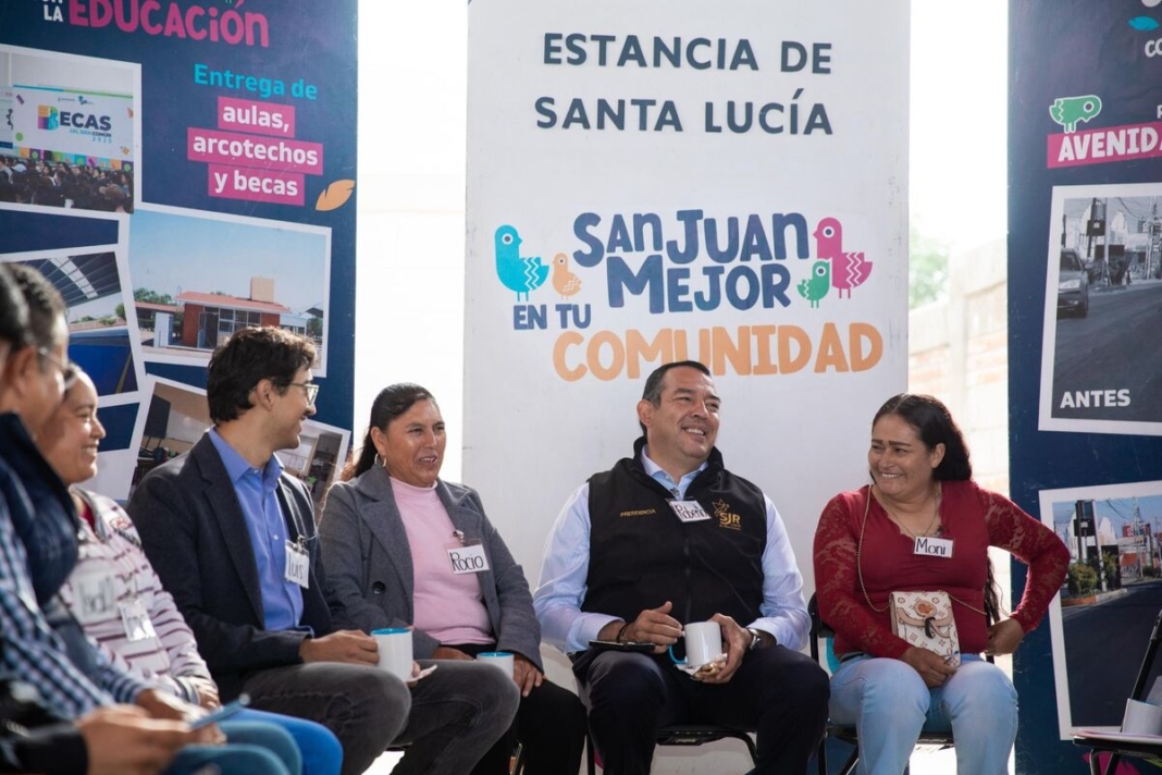 Mpio de San Juan del Río rehabilita accesos viales y activan esquemas de subsidio social en Estancia de Santa Lucía