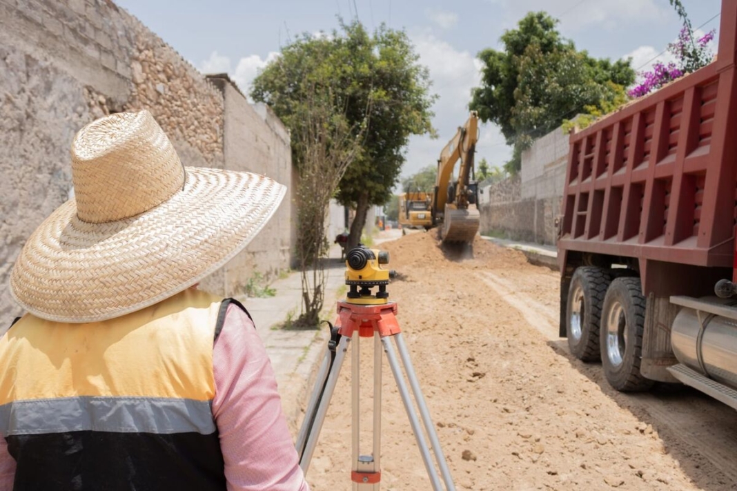 Municipio de San Juan del Río rehabilita calle en Santa Cruz Nieto con inversión cercana a los 4.4 mdp