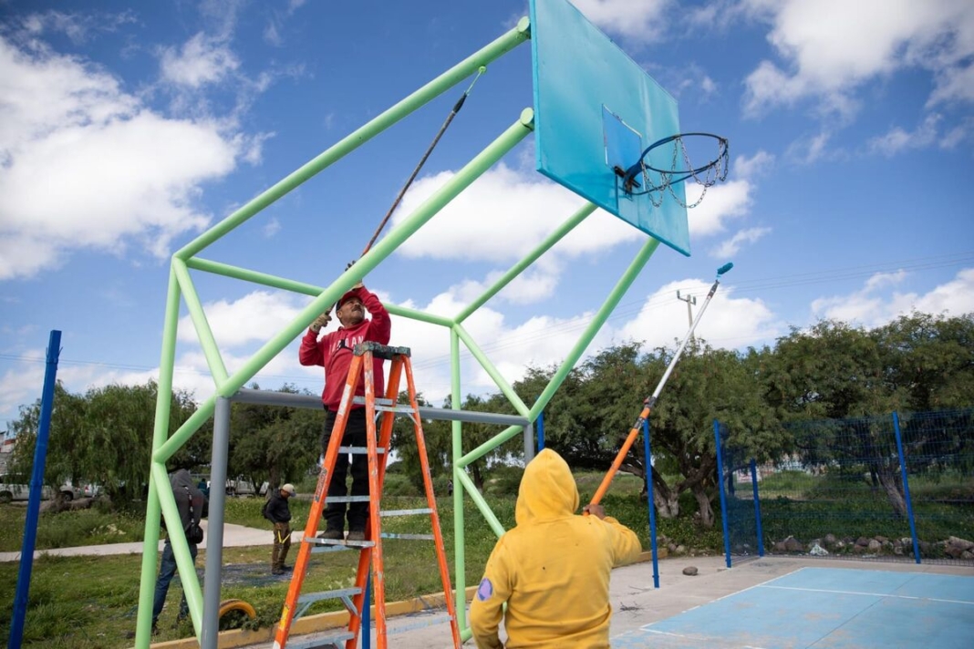 Realiza municipio de San Juan del Río mantenimiento al Parque Valle Dorado I