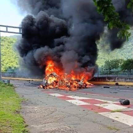 Tráiler sin frenos deja 10 muertos y 13 heridos en la autopista Guadalajara-Tepic