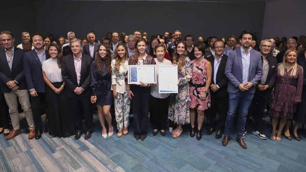 Obtiene Centro Histórico de Querétaro Distinción de Destino Turístico Inteligente