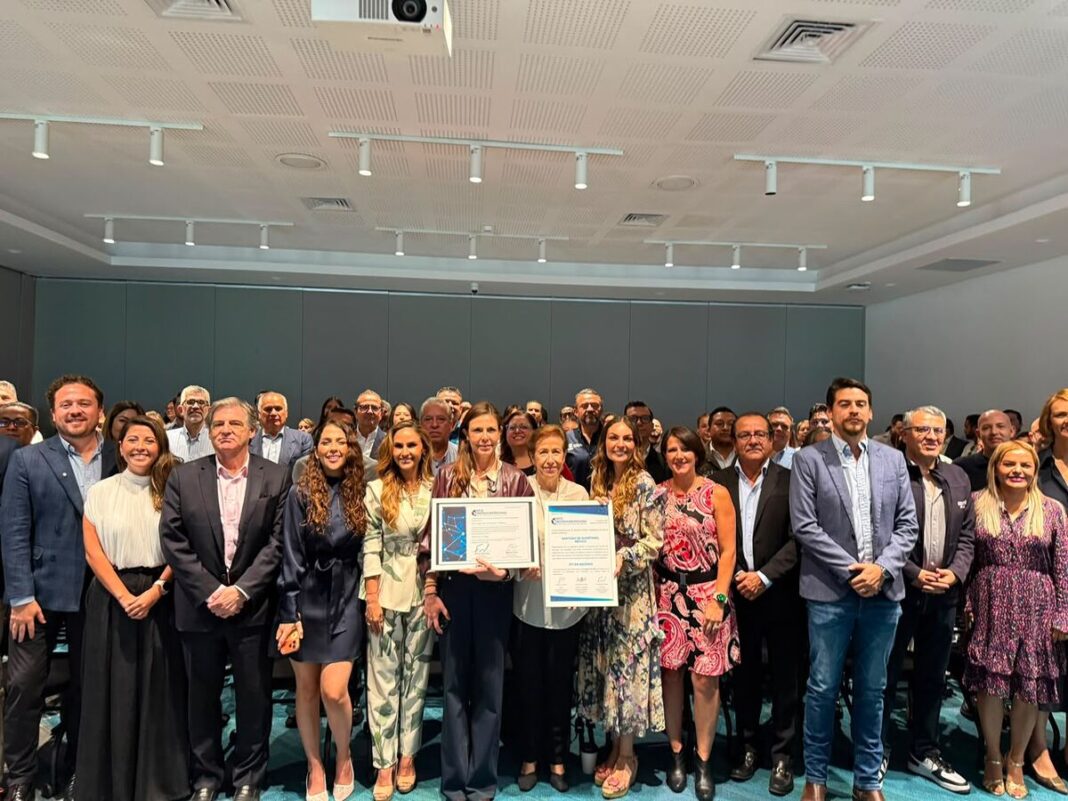 Acreditan al Centro Histórico de Querétaro como Destino Turístico Inteligente