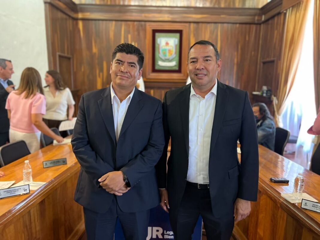 Aprueba Cabildo de San Juan del Río a nuevo secretario del Ayuntamiento