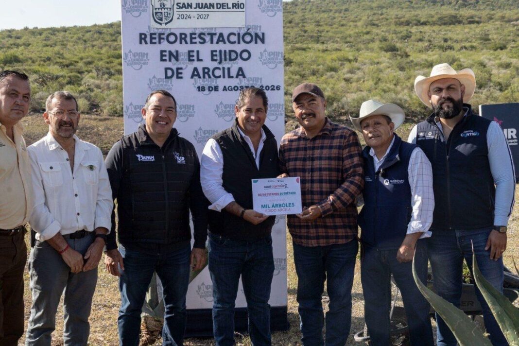 Fortalece JAPAM acciones de reforestación para la recarga del acuífero con jornada en el Ejido Arcila