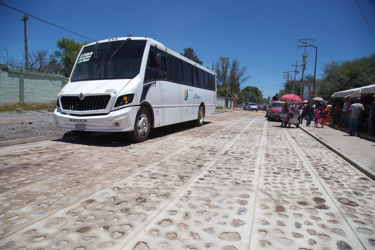 Renuevan acceso a La Estancia con aportación ciudadana en San Juan del Río 1 Renuevan acceso a La Estancia con aportación ciudadana en San Juan del Río