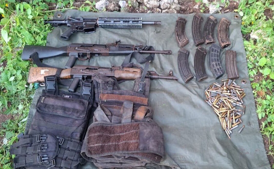 Detienen a 12 personas y aseguran 35 armas en operativos en Sinaloa