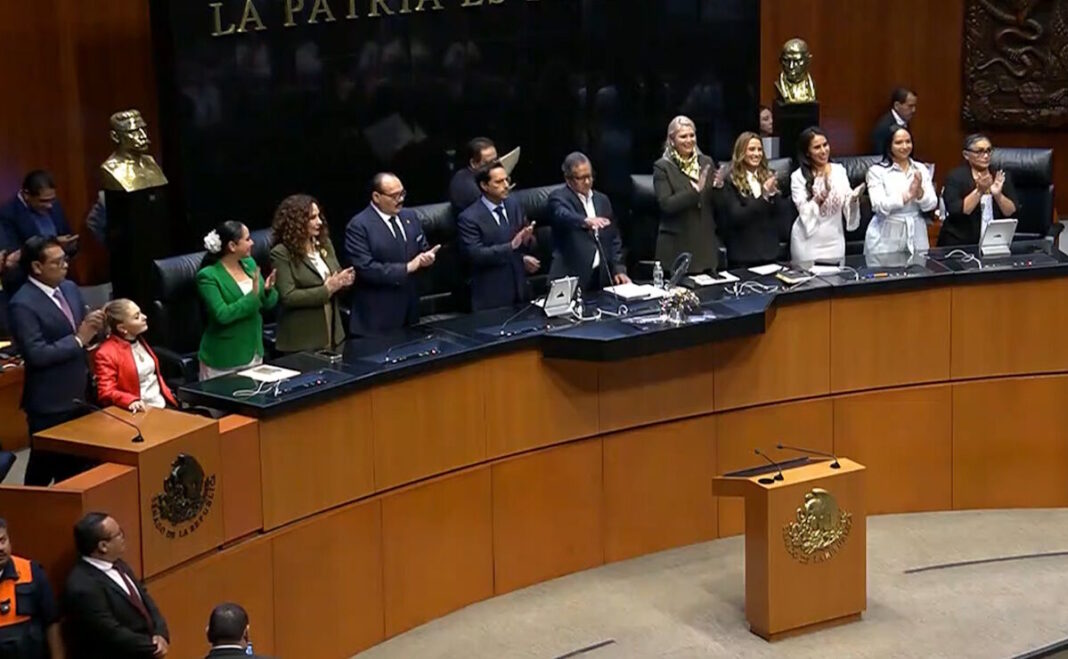 Higinio Martínez preside la Mesa Directiva del Senado