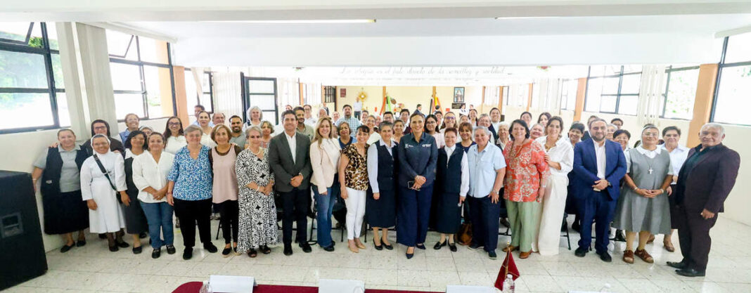 Martha Soto expone resultados de la regulación de celulares en escuelas de Querétaro