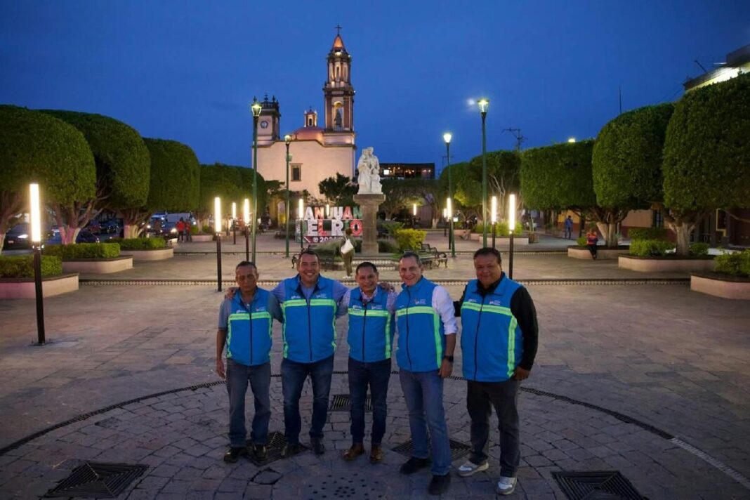 Renuevan alumbrado en dos jardines del centro de San Juan del Río