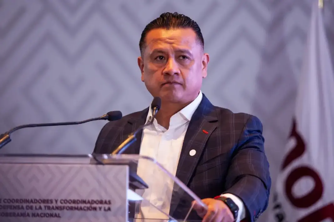Carlos Torres Piña renuncia como fiscal general de Michoacán