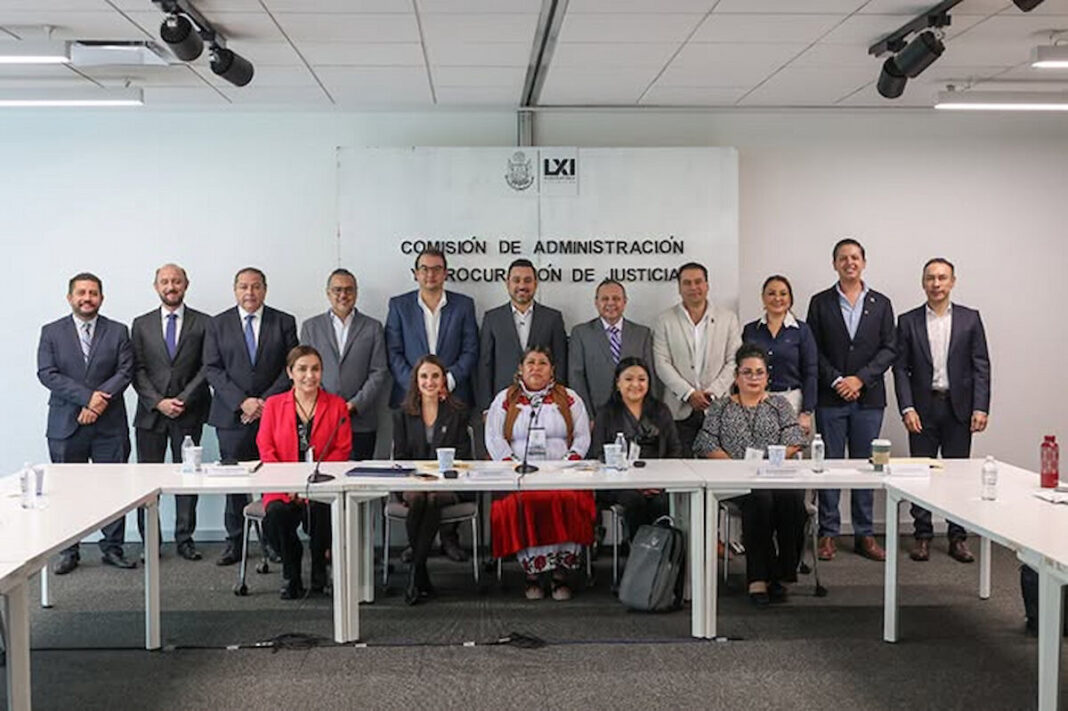Comisiones del Congreso entregan pre-dictamen de reforma judicial a los 18 ayuntamientos