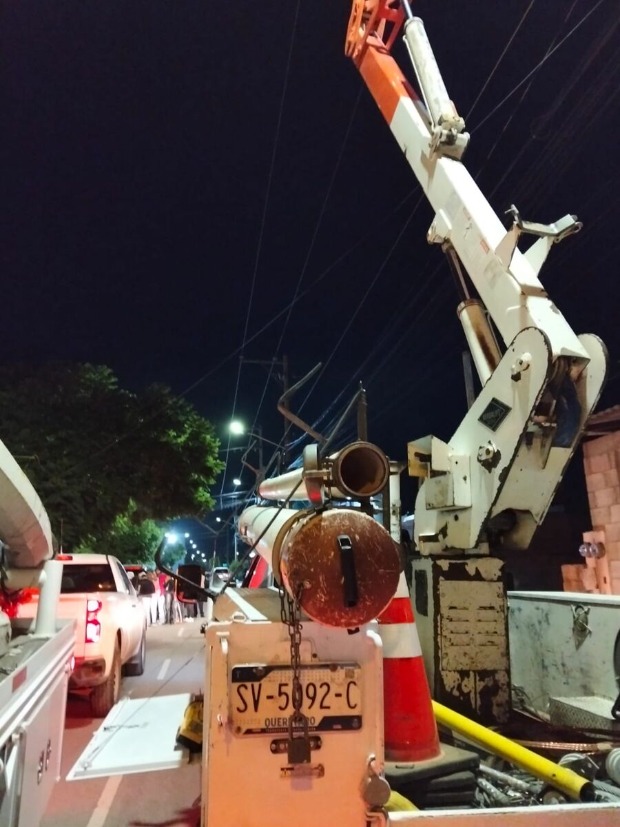 Atendió CFE falla eléctrica en Valle Dorado, SJR; gestionó Tania Ruiz Castro