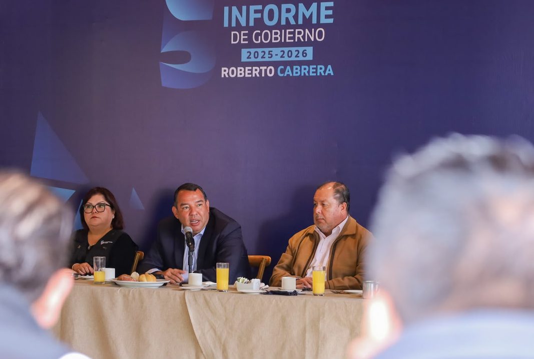 Quinto Informe Roberto Cabrera: Entregan 731 escrituras y actualiza el plan de desarrollo urbano