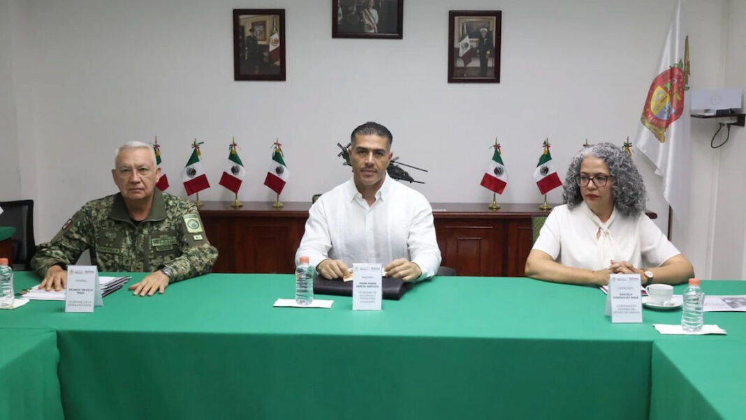 Secretarios de Defensa, Marina y Seguridad supervisan estrategia en Sinaloa