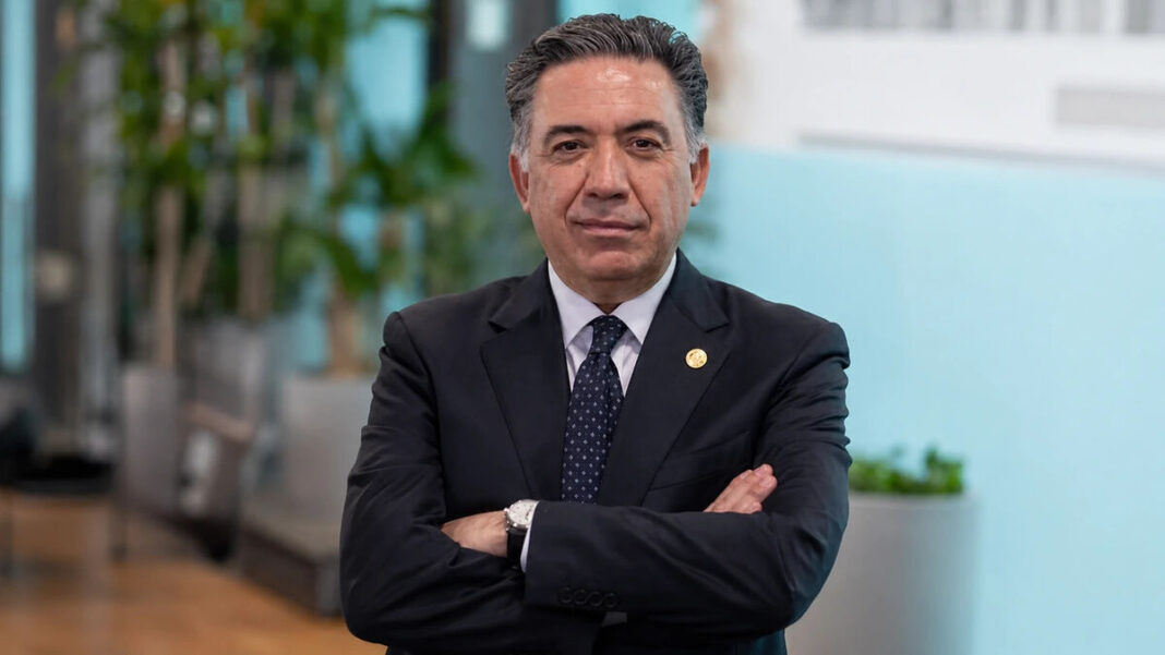Senado oficializa la salida de Enrique Inzunza de la bancada de Morena