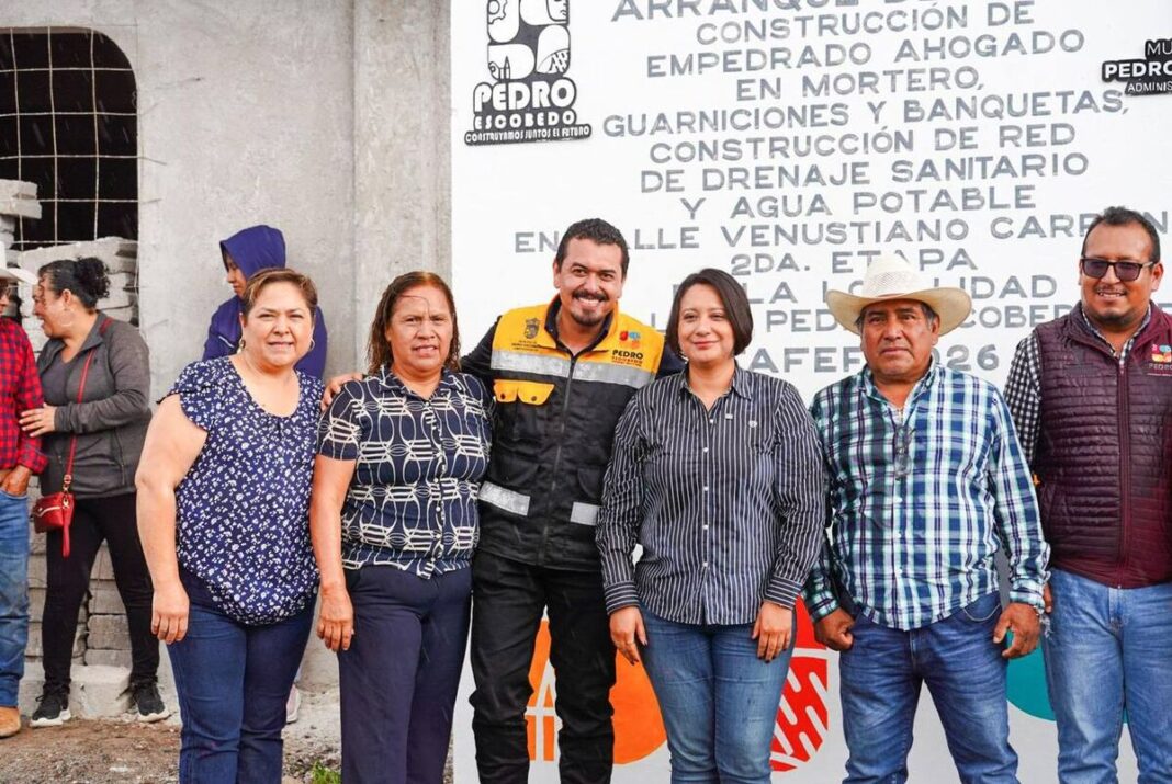 Beto Nava arranca segunda etapa de la calle Venustiano Carranza en La Lira