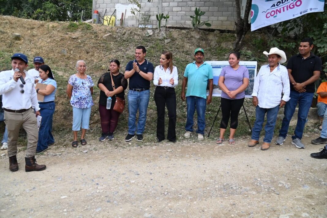 CEI integra comité para mejorar camino en Jalpan de Serra