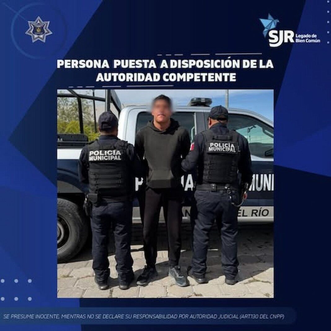 Detienen a un hombre con aparente metanfetamina en Valle Dorado