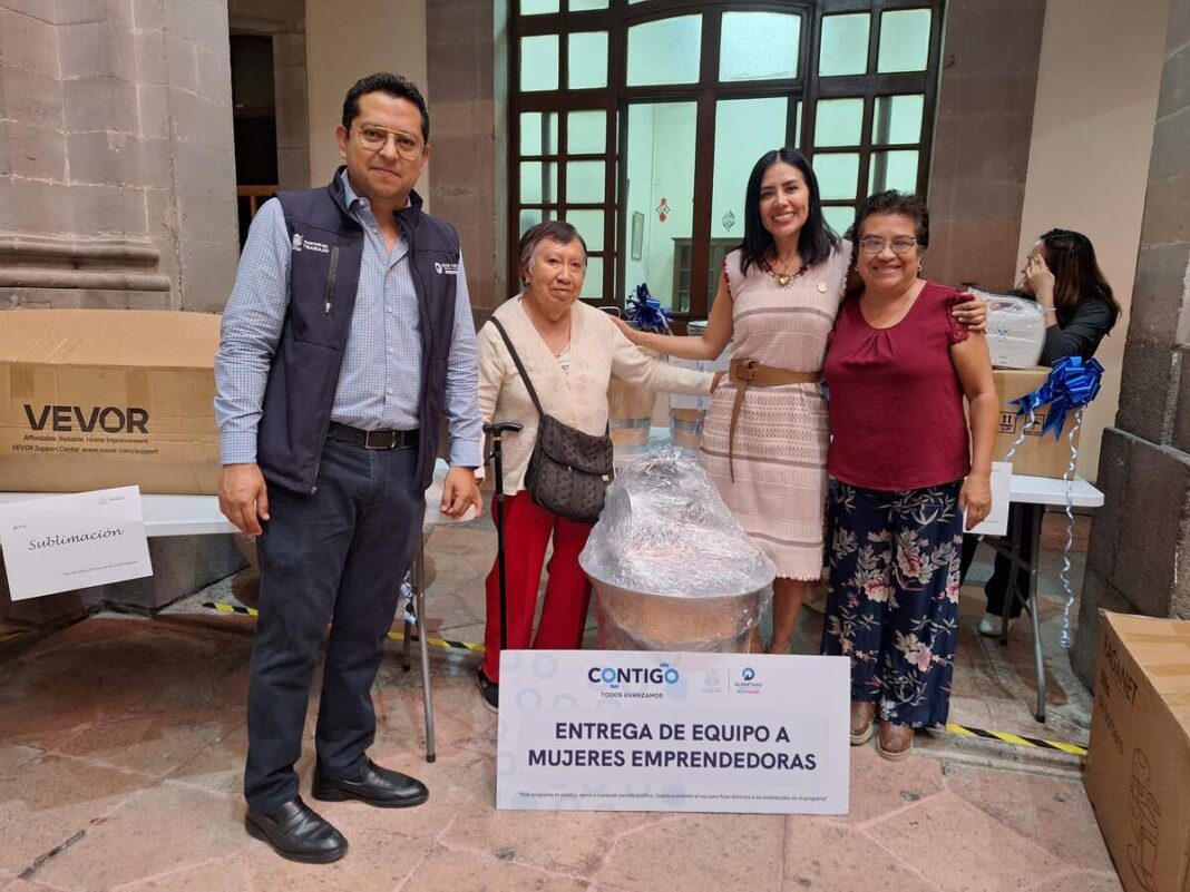 Entregan equipamiento a 45 proyectos de autoempleo en Querétaro y municipios vecinos