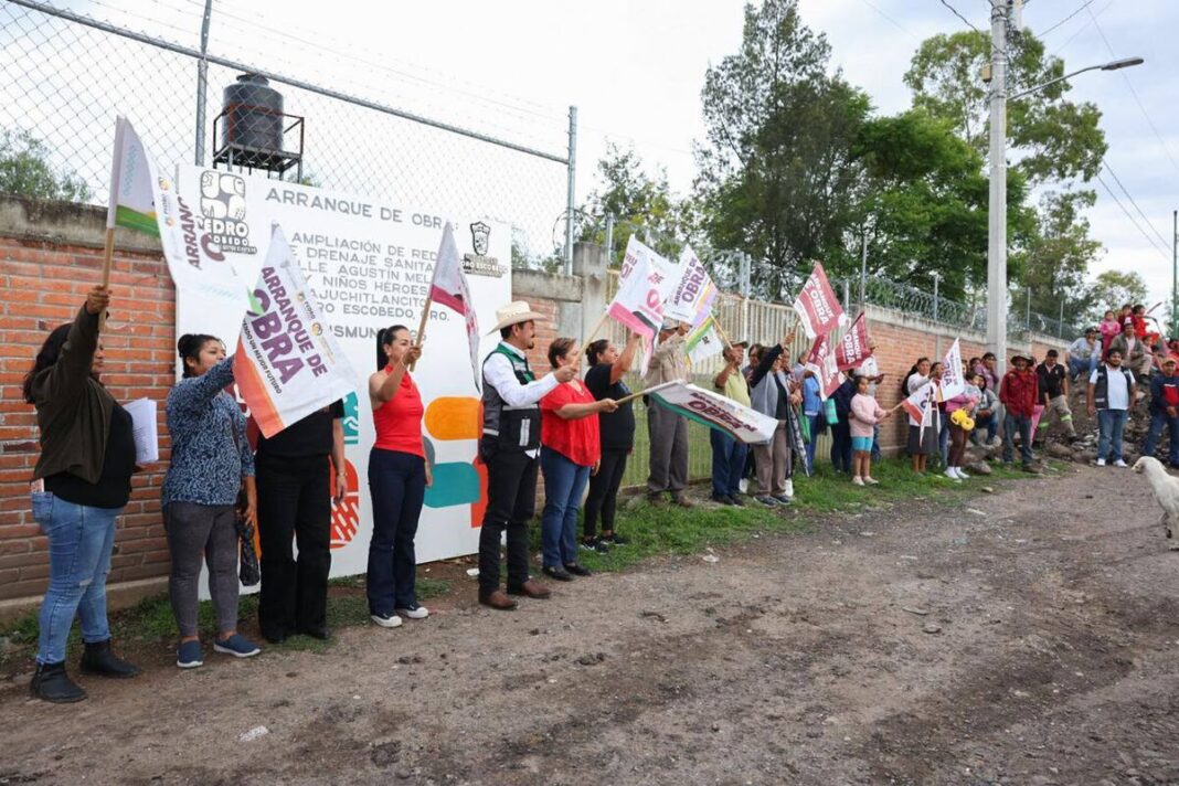 Inician ampliación de drenaje sanitario en Ajuchitlancito, Pedro Escobedo