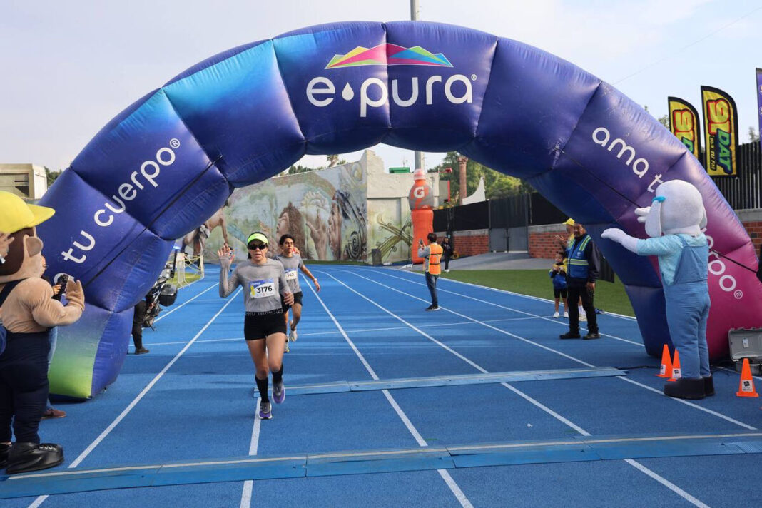 Más de cinco mil deportistas corren en la Carrera de la Esperanza 2026