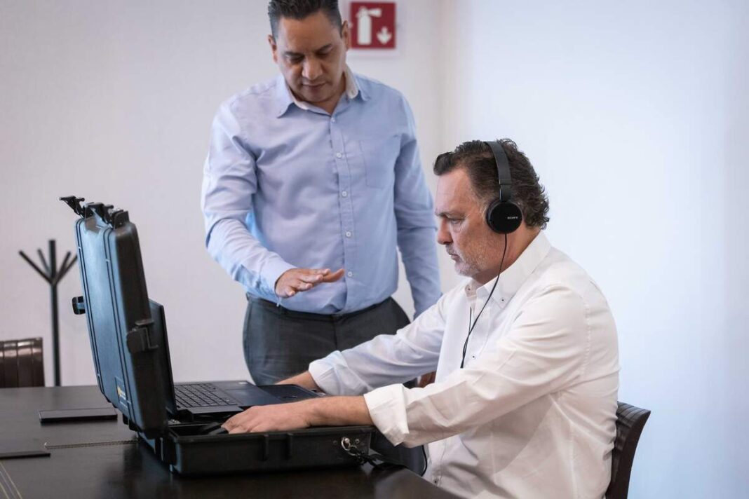 Mauricio Kuri se somete a prueba pública de control de confianza