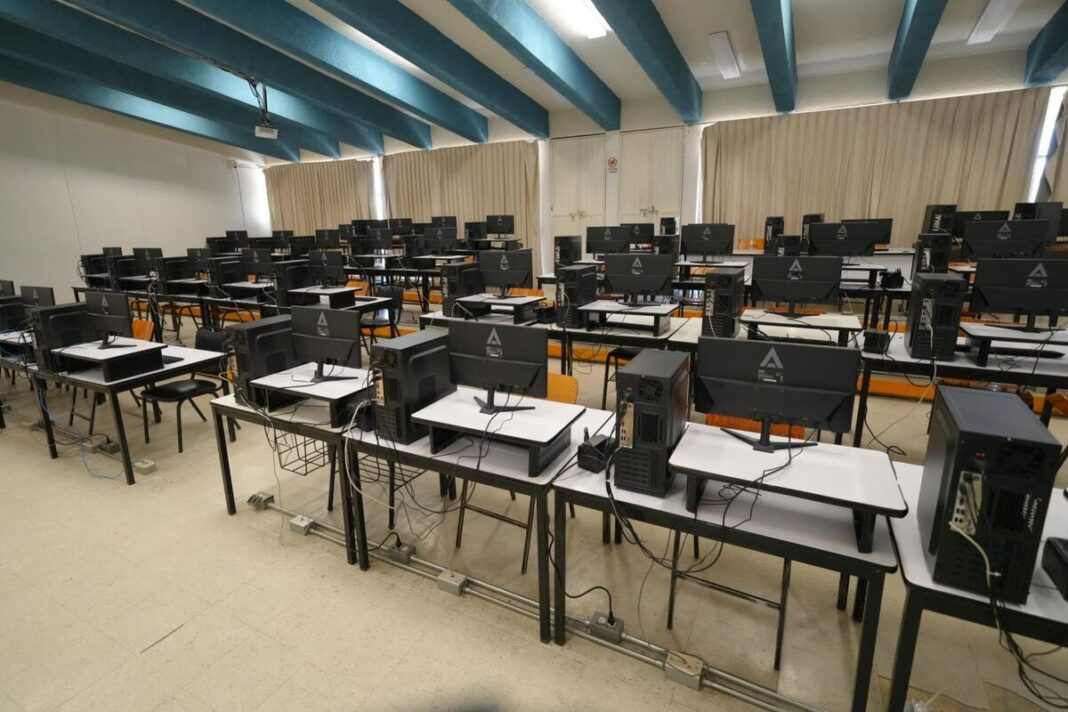 México queda por debajo de la OCDE en PISA 2025; Nuño atribuye el resultado a la Nueva Escuela Mexicana