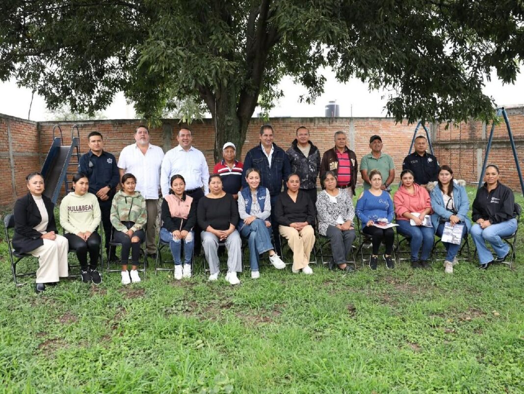 Municipio atiende 120 solicitudes en la jornada Lunes en San Germán