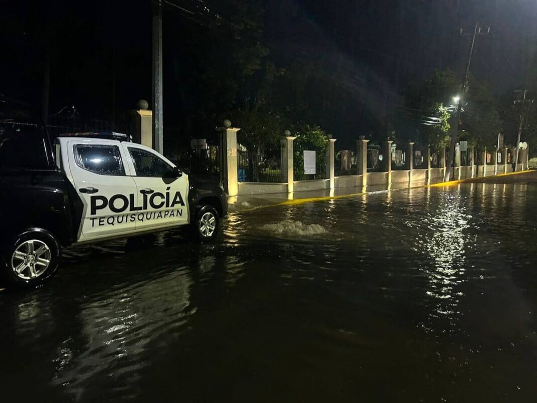 Municipio atiende riesgos y reportes por intensa lluvia