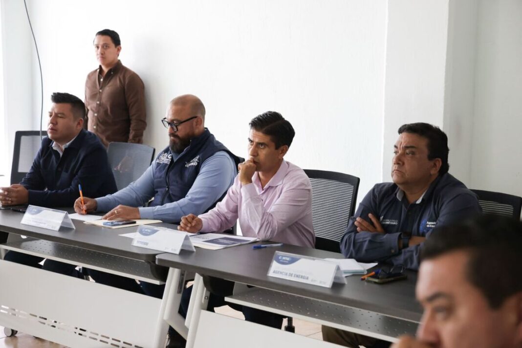 Secretario de Desarrollo Social informa avances de obras en 13 municipios de Querétaro