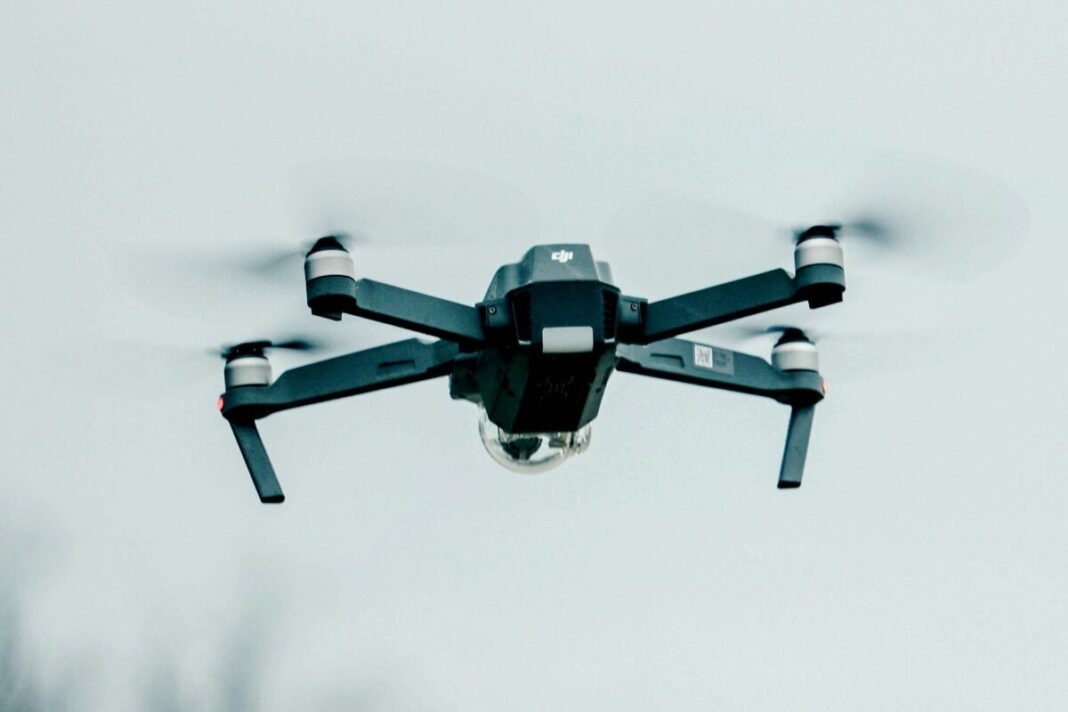 Sedena despliega 800 militares para inhibir drones en la frontera de Tijuana