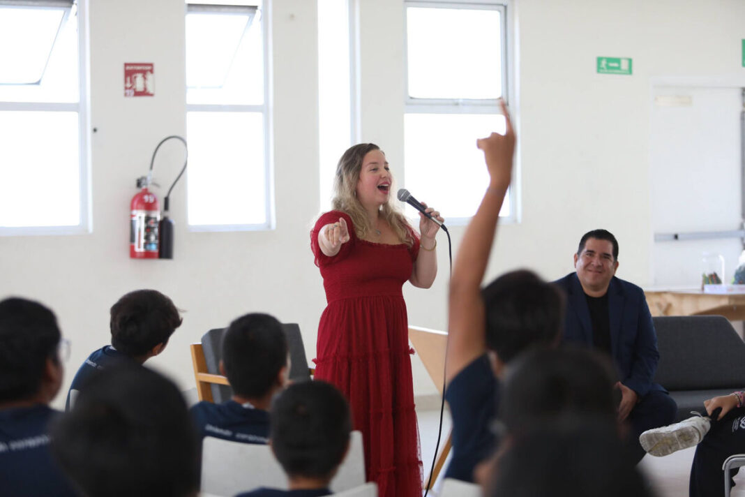 SEDIF recibe actividades del Hay Festival en centros de Querétaro