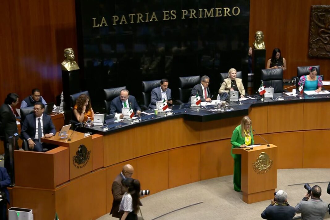 Senado aprueba ley que impide postularse a la Presidencia y a gubernaturas a quienes tengan doble nacionalidad