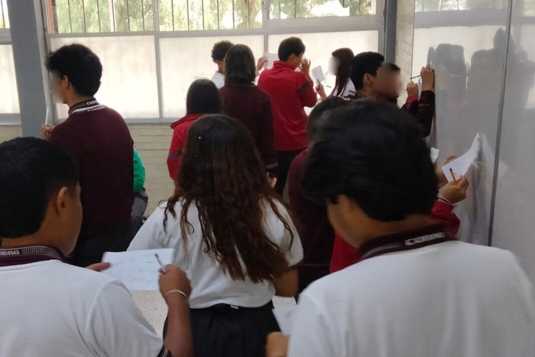 SESA imparte taller de salud sexual en el COBAQ 7 de Querétaro