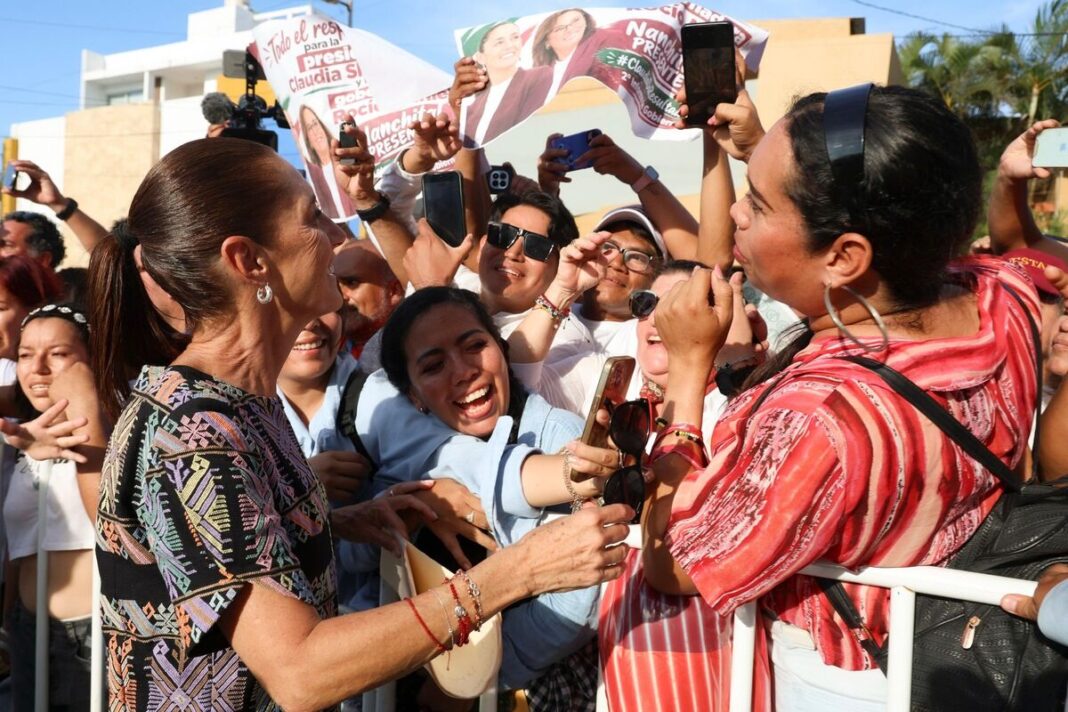 Sheinbaum reporta 2.8 millones de beneficiarios de programas en Veracruz