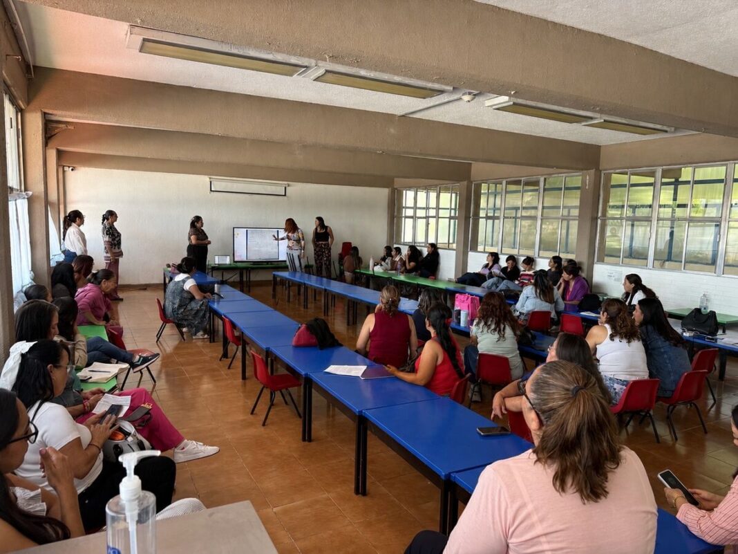 USEBEQ inicia primera sesión del CTE con 14 mil docentes en Querétaro