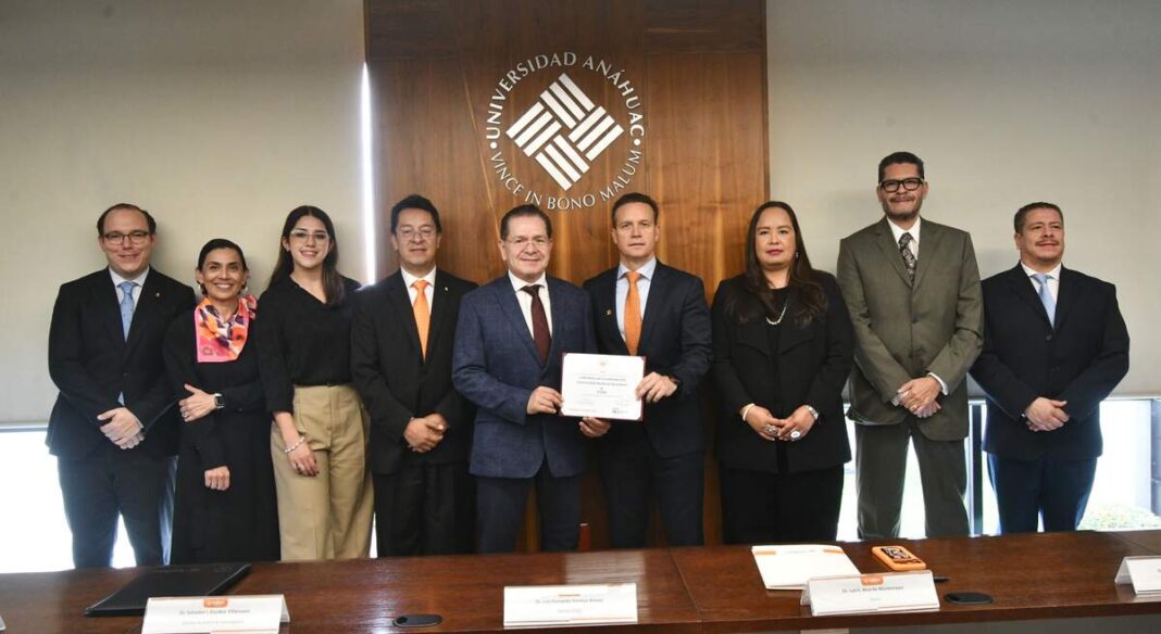 UTEQ y Universidad Anáhuac Querétaro firman convenio de colaboración tecnológica