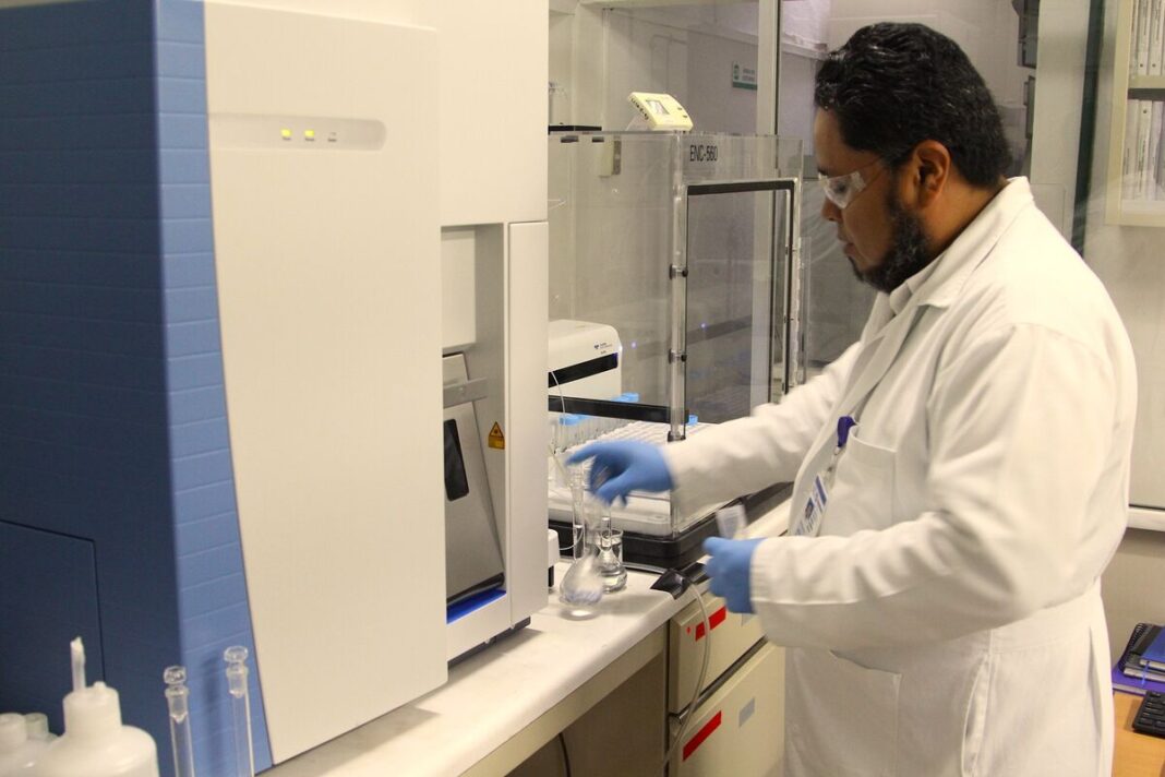 Laboratorios de la CEA en Querétaro reciben reconocimiento internacional por excelencia