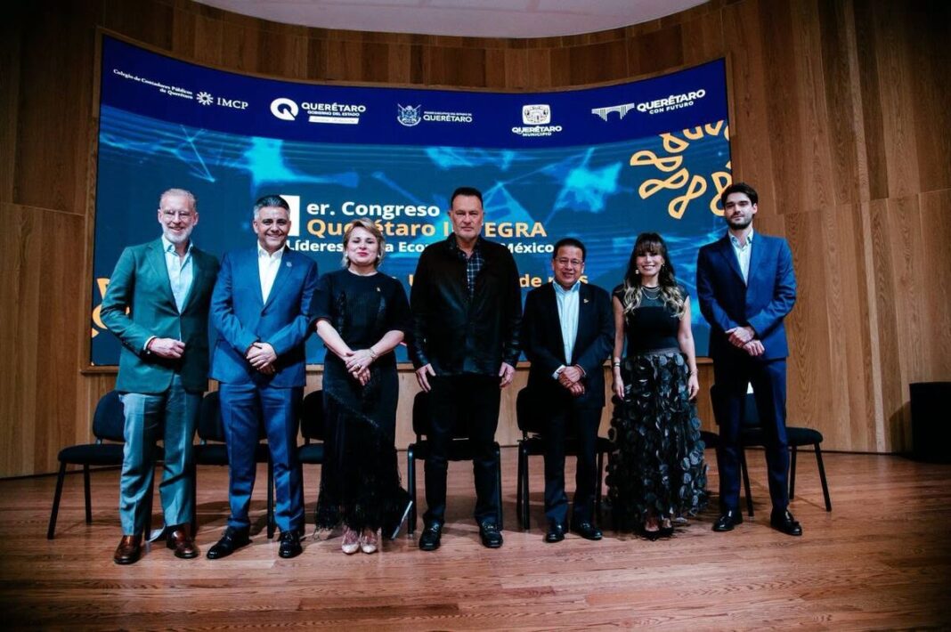 Mauricio Kuri inaugura congreso sobre economía en Querétaro