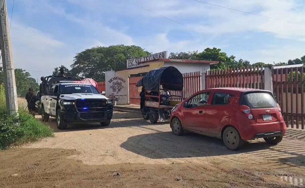 Asesinan a un profesor dentro de una secundaria en San Blas Atempa, Oaxaca