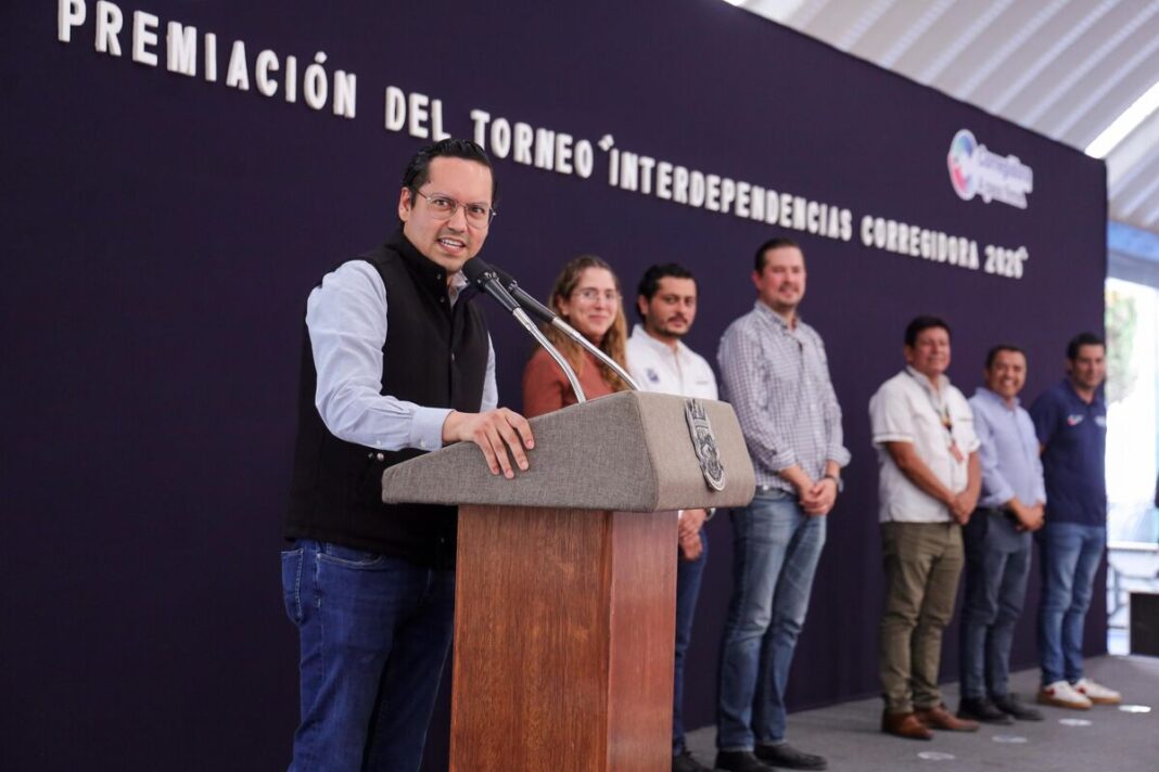Chepe Guerrero premia a ganadores del Torneo Interdependencias Corregidora 2026