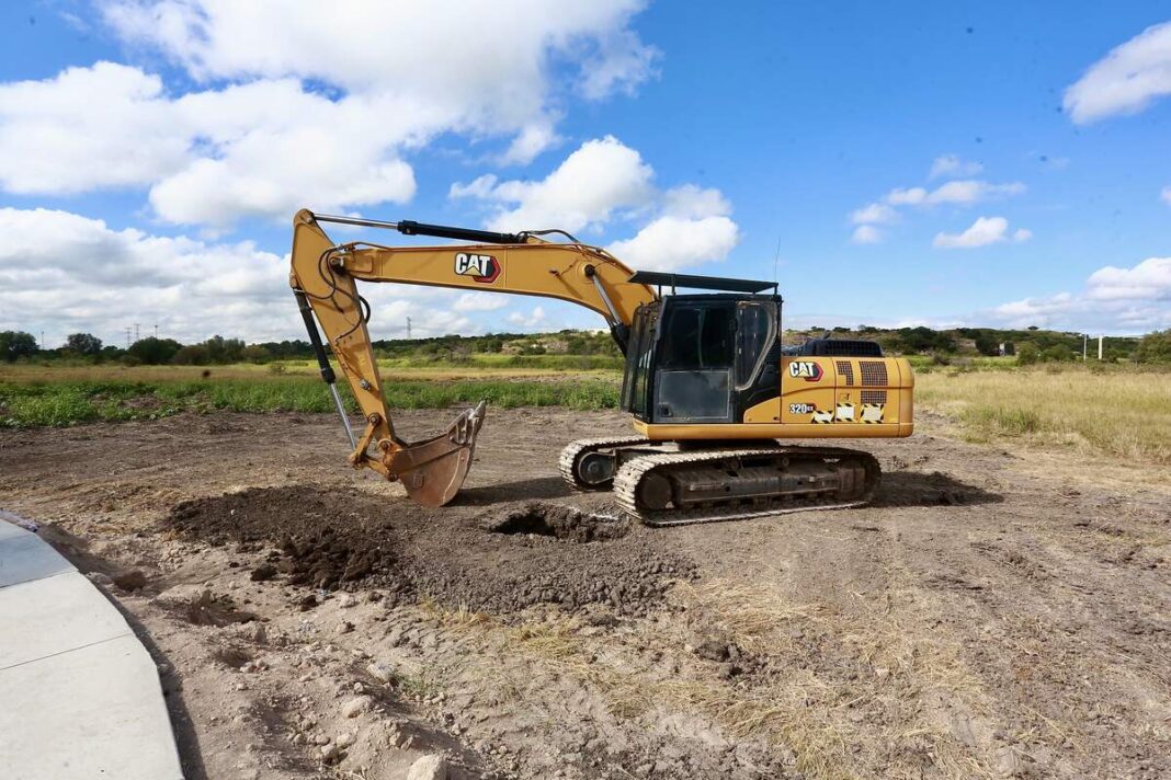 Colocan primera piedra de planta Mankiewicz en Corregidora con inversión de 449 mdp