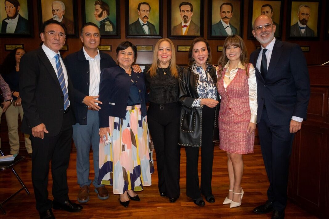 Comisión de Arbitraje Médico de Querétaro presenta informe de actividades 2021-2026