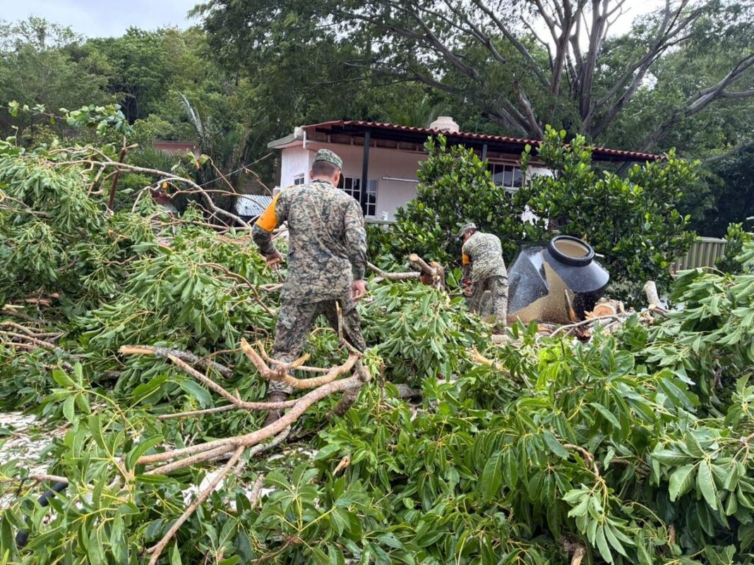 Defensa mantiene el Plan DN-III-E en Nayarit, Colima y Jalisco por el huracán Simón