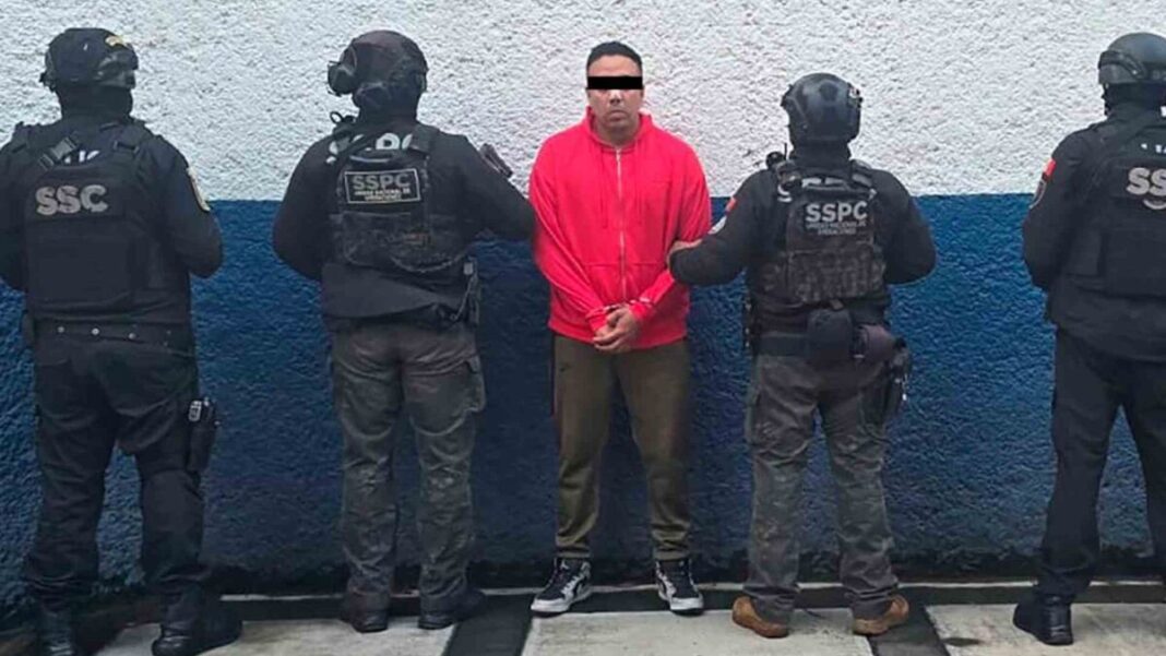 Detienen en Iztapalapa a presunto integrante de célula delictiva que opera en Cuauhtémoc y Venustiano Carranza