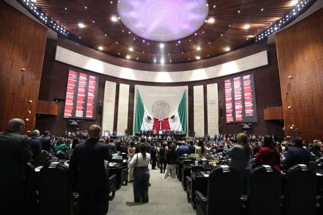 Diputados declaran constitucional la reforma que limita la doble nacionalidad