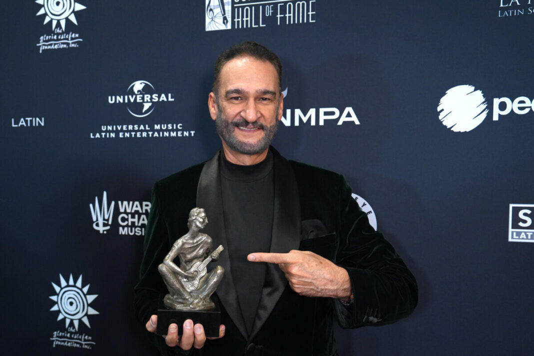 El Salón de la Fama de Compositores Latinos incorpora a seis miembros en Miami