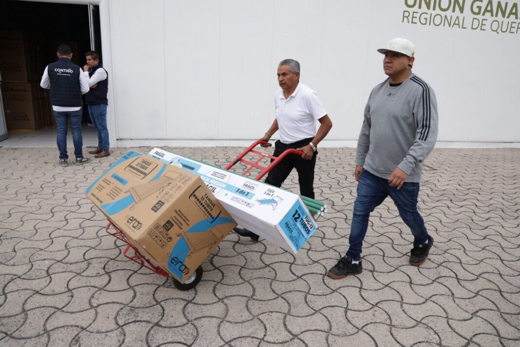 Entregan apoyos del Programa de Coinversión a 200 familias en El Marqués