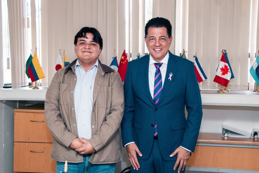 Estudiante de UT San Juan cursará Big Data en Austin